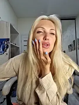 Stripchat Adult Webcams of Monna