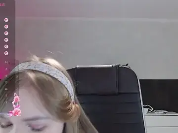 Stripchat Sex Cam of Cutie_Annie