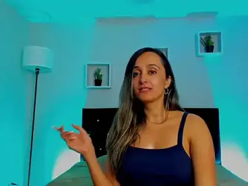 Stripchat Free Porn Cam of Victoria_Rose_
