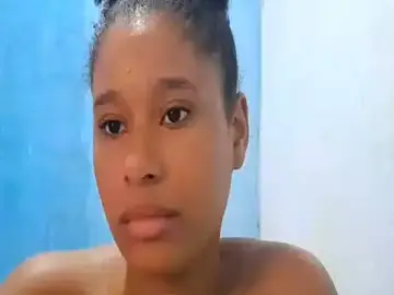 Stripchat Adult Webcams of MadelynStamant