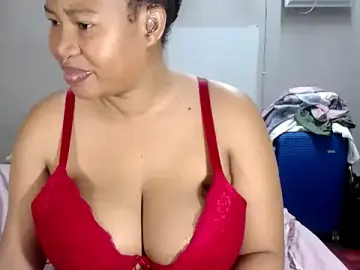 Stripchat Live Sex Cam of BigAreola26