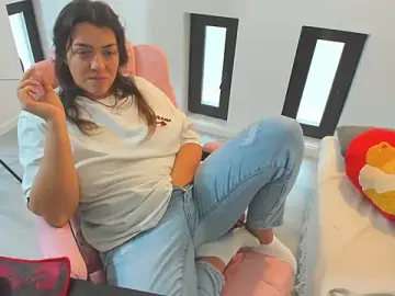 Stripchat Nude Webcam of Dyana_Kaylinn