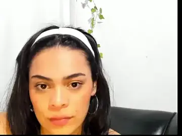 Stripchat Sex Chat of Antonella_Gomez22