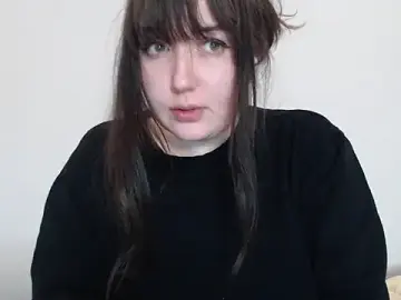 Stripchat Sex Cam of Lynylou