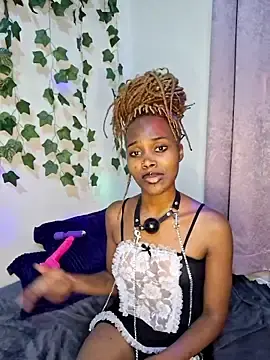 Stripchat Free Porn Cam of FionaKeith10103