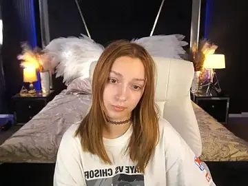Stripchat Adult Video Chat of LizzaMoonn