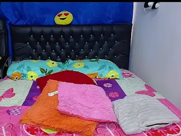 Stripchat Free Porn Cam of Melikasweetz