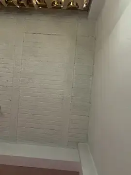 Stripchat Free Porn Cam of aly_golden_