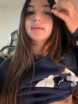 Stripchat Adult Webcam of aly_golden_