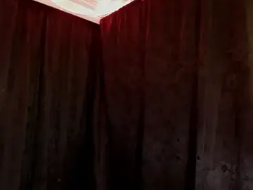 Stripchat Live Sex Cam of MiaKnox