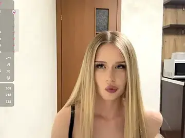 Stripchat Sex Cam of YelledBlink