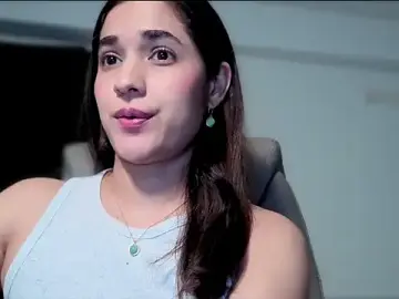 Stripchat Adult Video Chat of MadawiOud