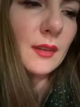 Stripchat Free Porn Cam of Susan_Wright