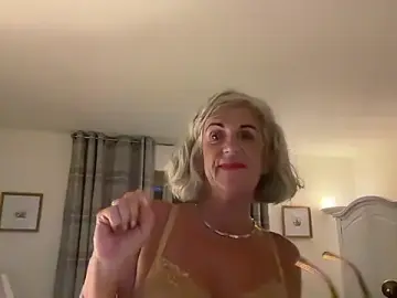 Stripchat Best live sex cam show of NaughtyMonicaUK