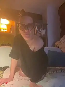 Stripchat Free Porn Cam of Reine_du_Vice84