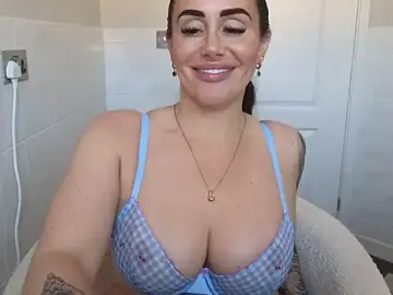 Stripchat Live Sex Cam of LibbyLoveHeartx