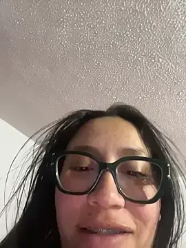 Stripchat Sex Cam of LyaRose