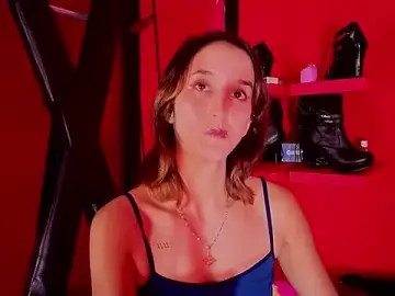 Stripchat Free Live Porn of Ambar_Roux_