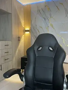 Stripchat Sex Cam of Kariina__69