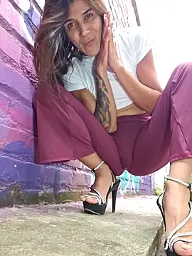 Stripchat Sex Cam of Yuky_ta