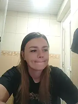 Stripchat Nude Webcam of KrissSexi