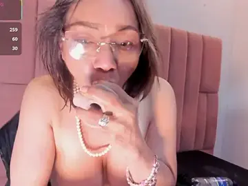 Stripchat Free Porn Cam of JennieRosse