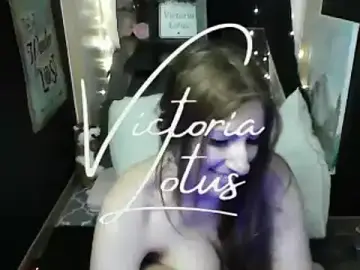 Stripchat Adult Webcams of victorialotus