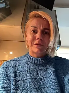 Stripchat Live Sex Cam of tanyagrey