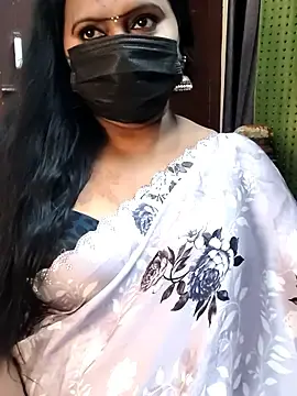 Stripchat Nude Webcam of Meera_mia