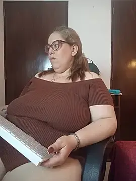 Stripchat Best live sex cam show of Kataleyamilf69_
