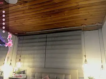 Stripchat Watch Live Sex Cams of cristal__hot_1