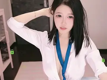 Stripchat Live Sex Cam of nide_xiaogou