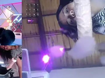 Stripchat Live Sex Cam of KateLovings