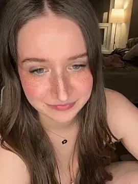 Stripchat Free Porn Cam of nerdynina