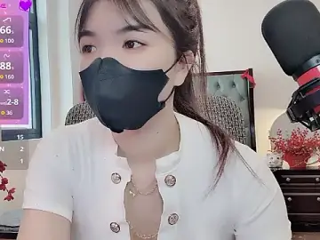 Stripchat Adult Webcam of Caryln-Bun