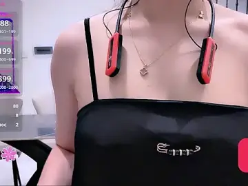 Stripchat Sex Cam of Caryln-Bun