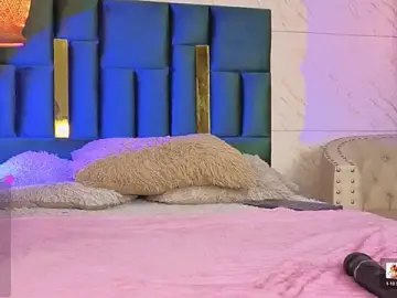 Stripchat Free Porn Cam of Emilia_monroe