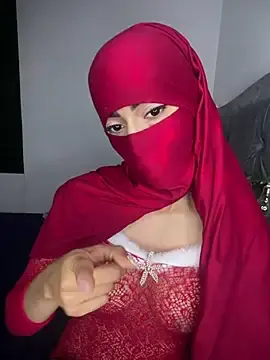 Stripchat Nude Webcam of _Zahiira_