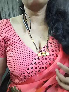 Stripchat Sex Chat of bhuvana_555