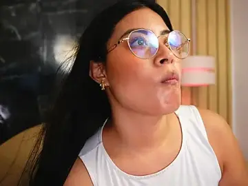 Stripchat Watch Live Sex Cams of Camilaperson