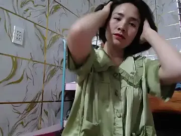 Stripchat Nude Webcam of Lyzizi_lovely09