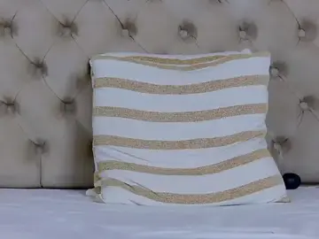 Stripchat Sex Cam of PlayfulShow