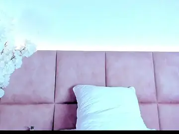 Stripchat Nude Webcam of KarolBlanco