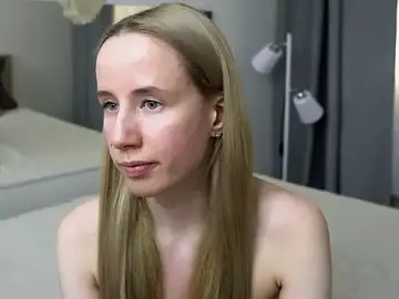 Stripchat Sex Cam of Cassie_Kelman