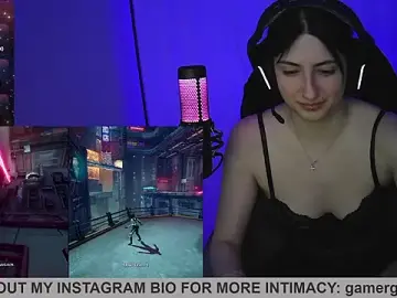 Stripchat Sex Cam of Gamergirl-Linela