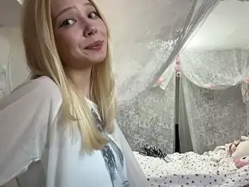 Stripchat Sex Cam of LinaFloww