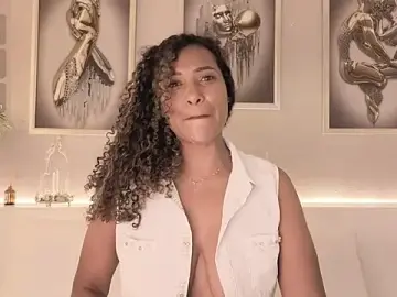 Stripchat Nude Webcam of _Victoria_Hills