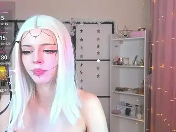 Stripchat Live Sex Cam of AluweMeow