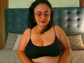 Stripchat Adult Webcam of Scarlett_Ray_