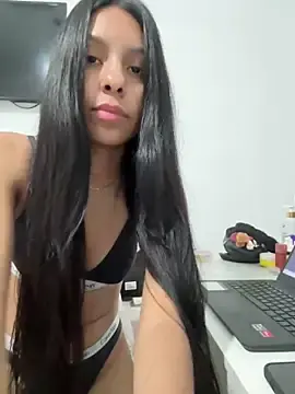 Stripchat Live Sex of Valeedoll
